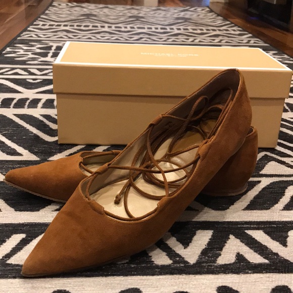 Michael Kors Collection Tied Up Flats Sz 36.5/ 6.5 - Picture 3 of 7